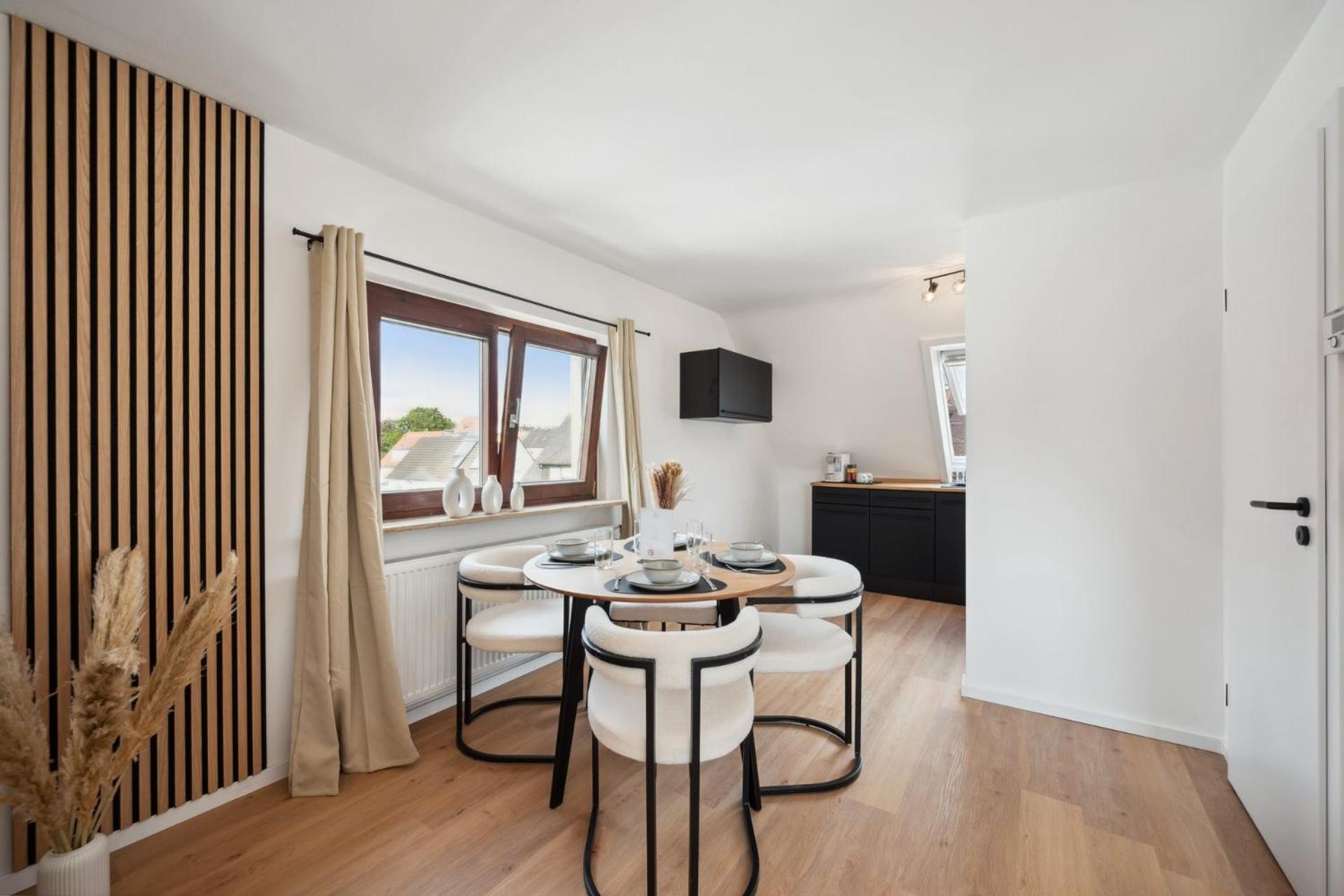 Malu Rooms - Top Lage, Kostenloser Parkplatz, Klima, Netflix, 24H Checkin Ludwigsburg Exterior foto